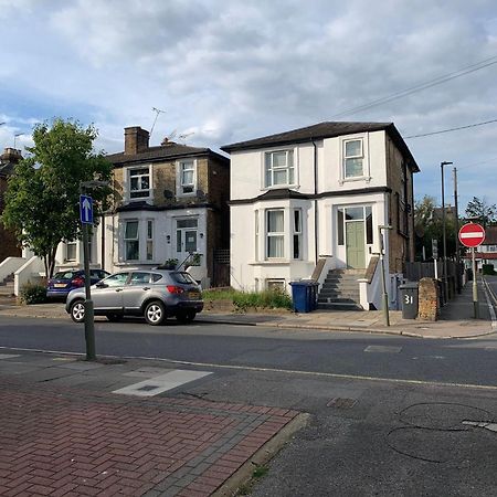 Amazing En-Suite Apartment In Finchley Central London Kültér fotó