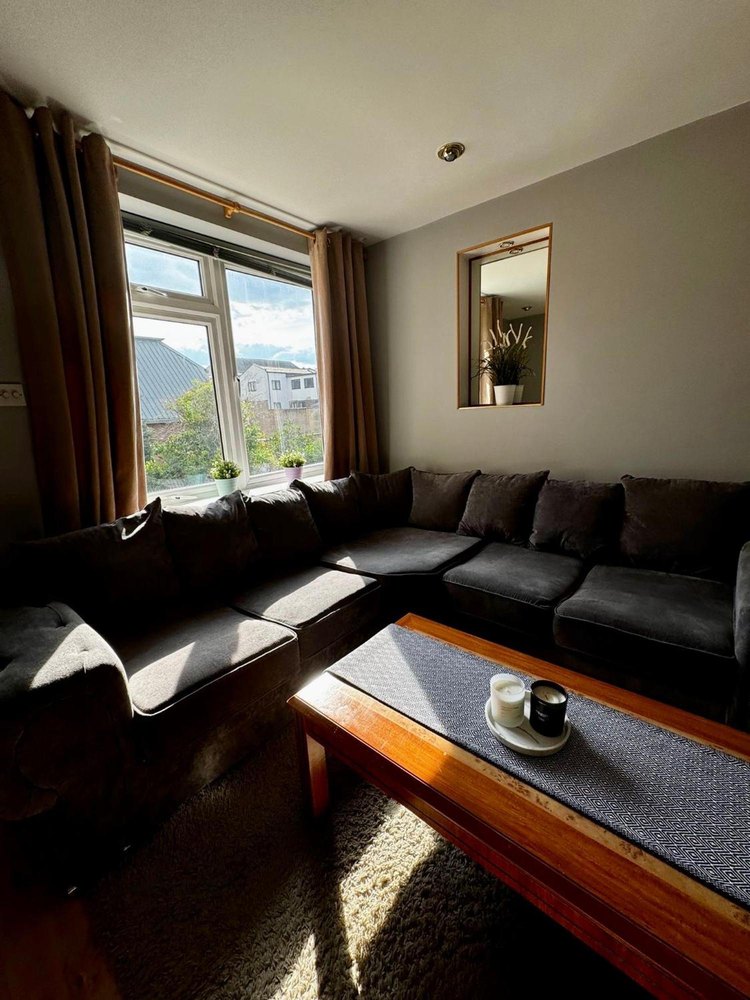 Amazing En-Suite Apartment In Finchley Central London Kültér fotó