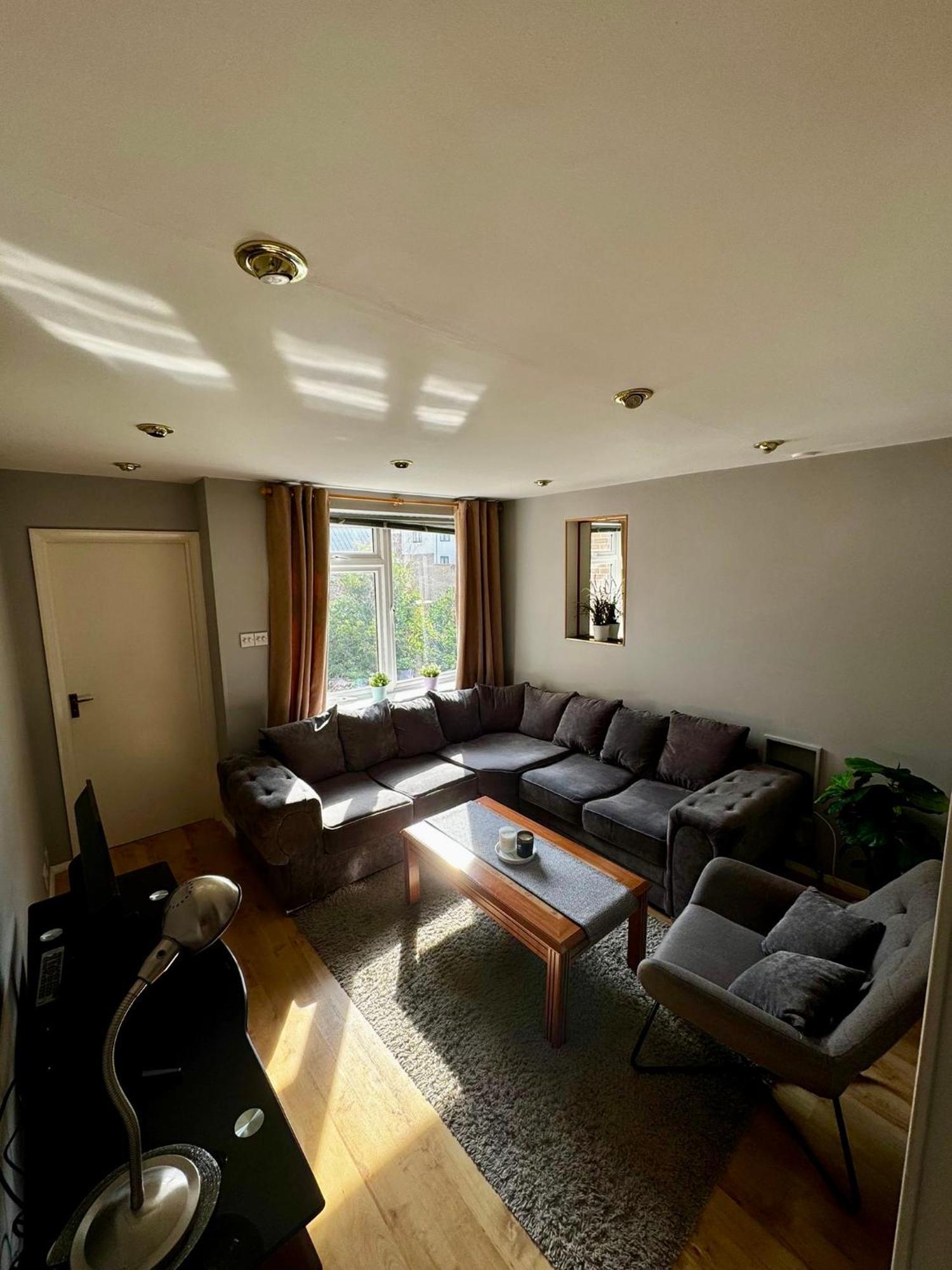 Amazing En-Suite Apartment In Finchley Central London Kültér fotó