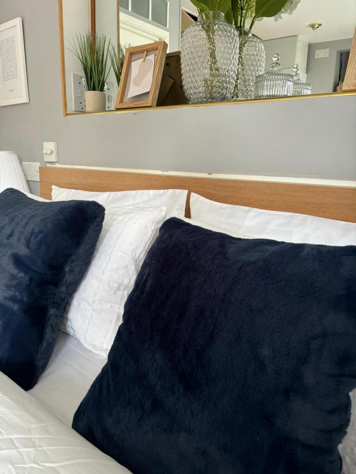 Amazing En-Suite Apartment In Finchley Central London Kültér fotó