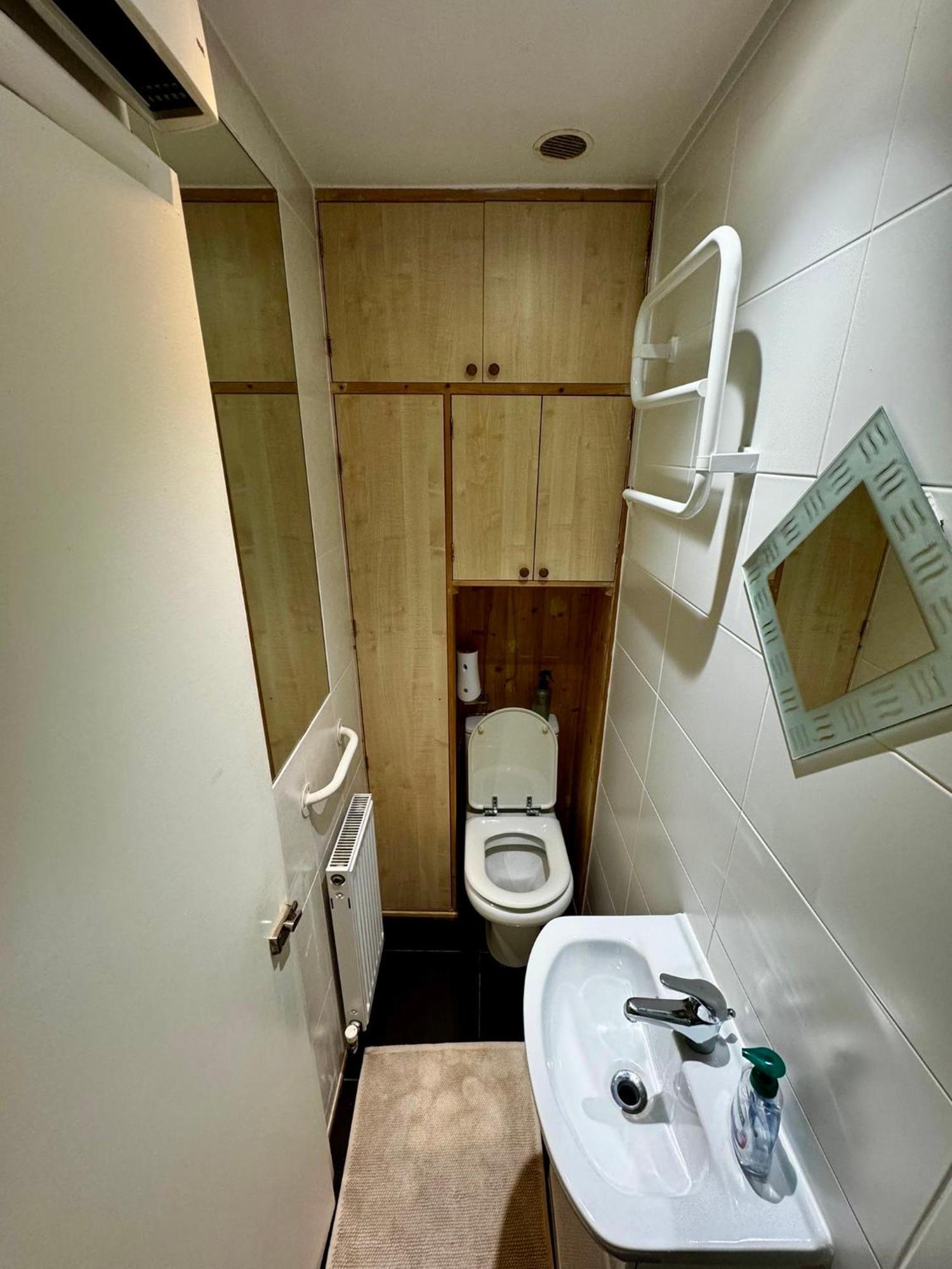 Amazing En-Suite Apartment In Finchley Central London Kültér fotó