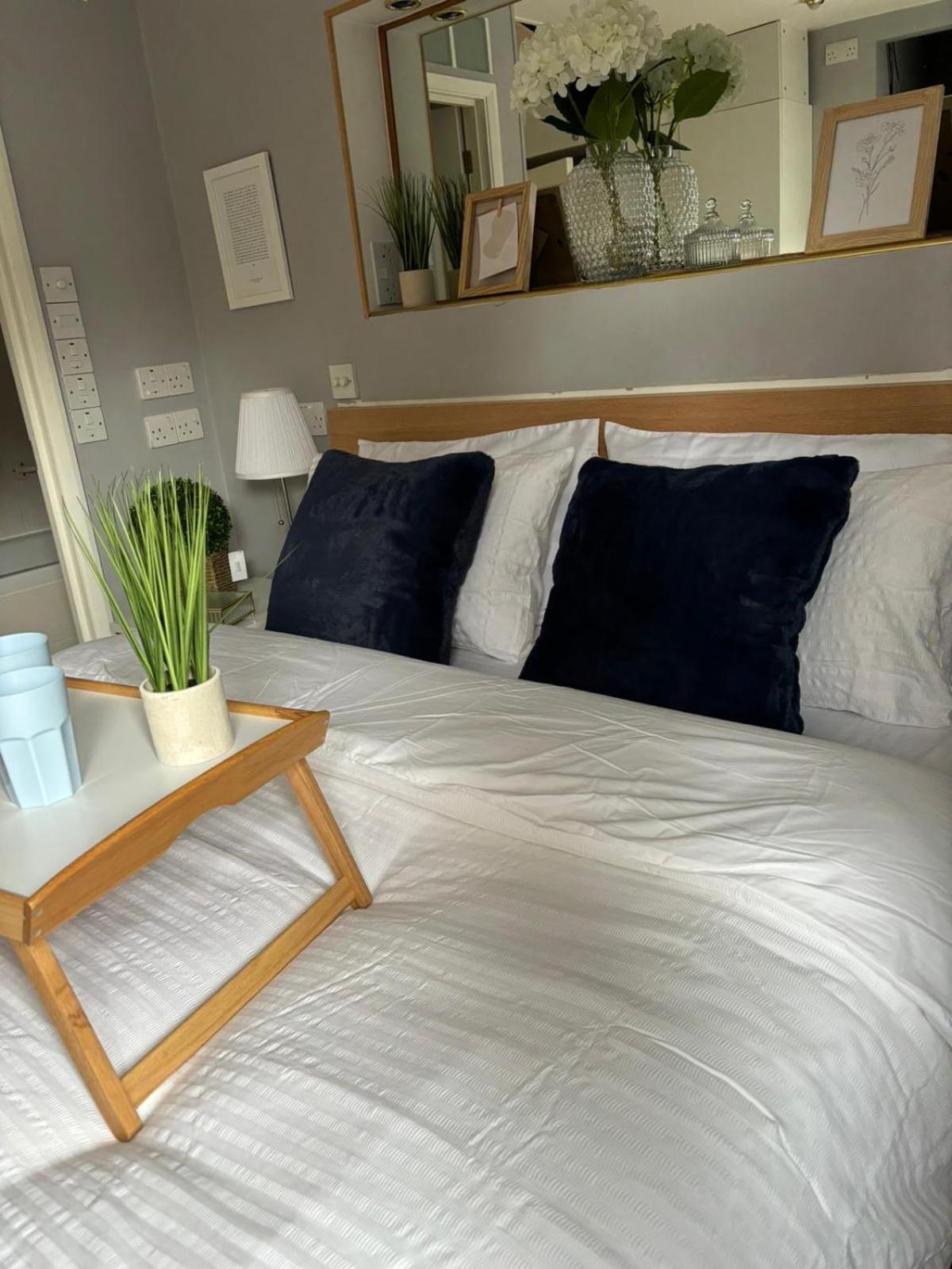 Amazing En-Suite Apartment In Finchley Central London Kültér fotó