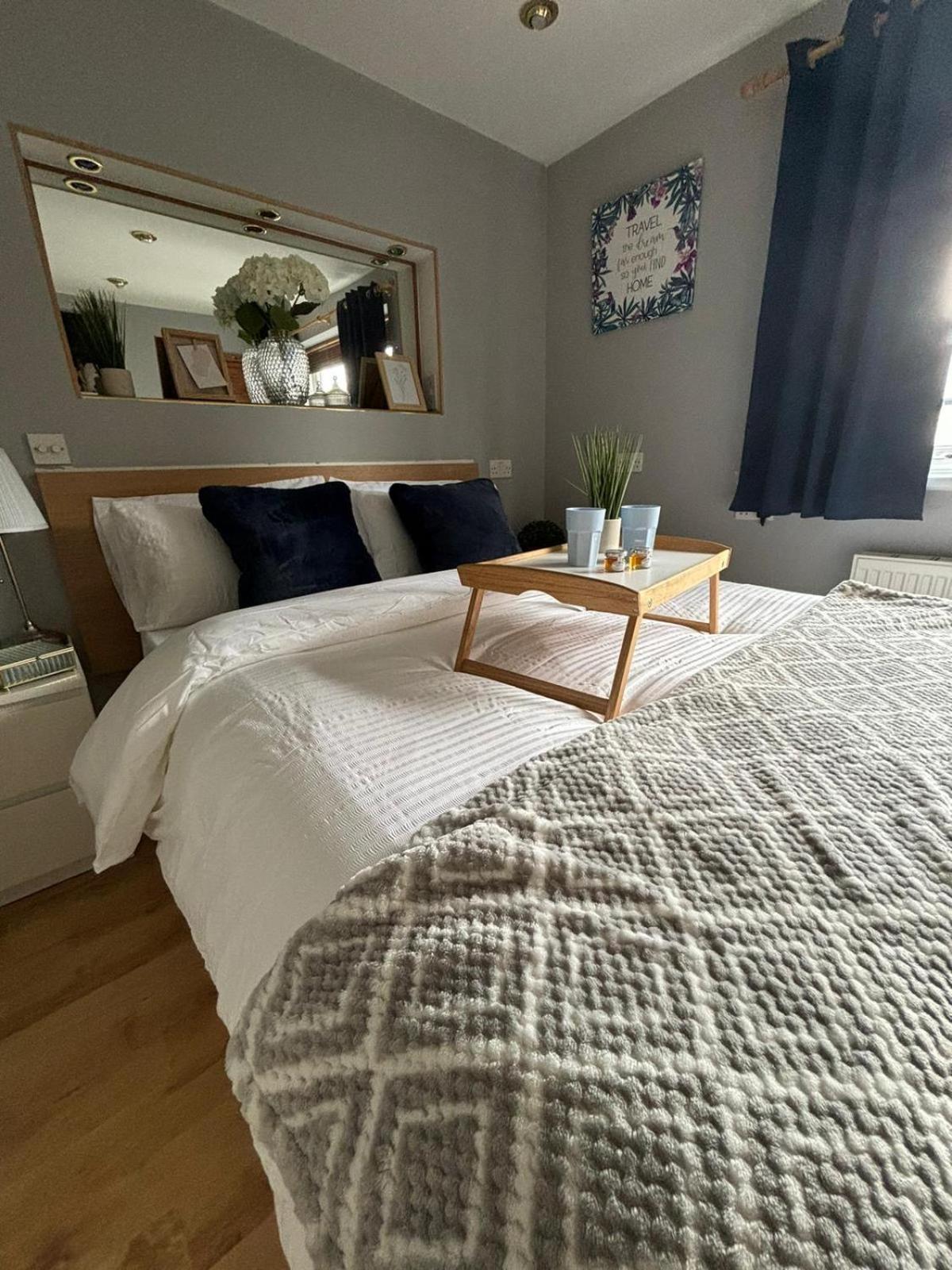 Amazing En-Suite Apartment In Finchley Central London Kültér fotó